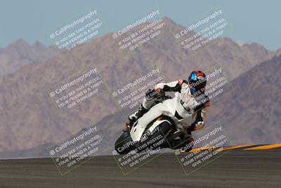 media/Oct-03-2022-Moto Forza (Mon) [[5f077a3730]]/Intermediate Group/Session 4 (Turn 9)/